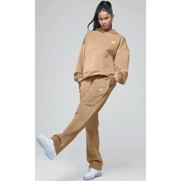 Alo Velour Baller Pant Sand Dune Corduroy Thick Soft Ribbed Plush Sweats Joggers - Picture 5 of 8